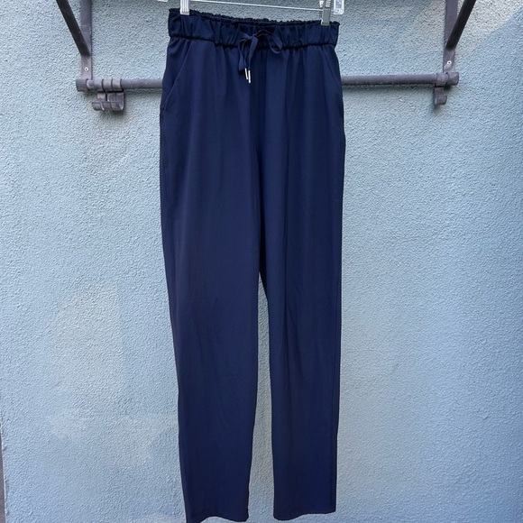 Lululemon Keep Moving Pants | Black | Size 4 - Picture 11 of 14